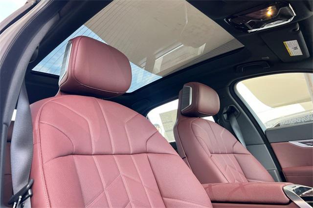 new 2025 BMW 760 car, priced at $134,520