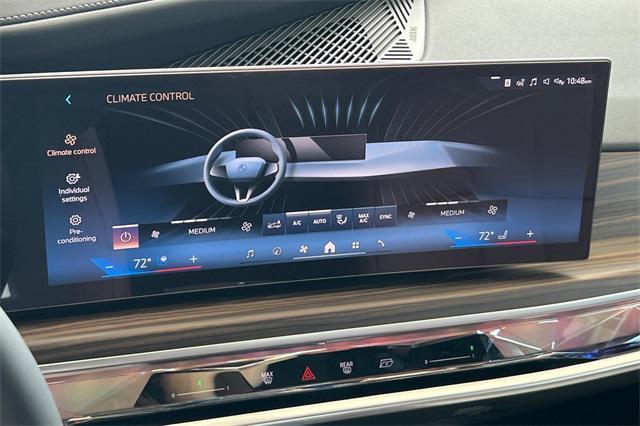 new 2025 BMW 760 car, priced at $134,520