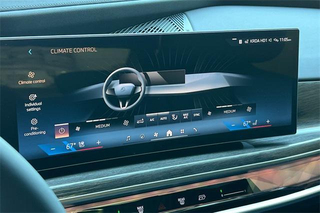 new 2025 BMW 740 car, priced at $104,700
