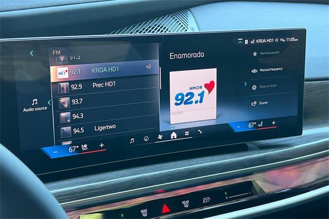 new 2025 BMW 740 car, priced at $104,700