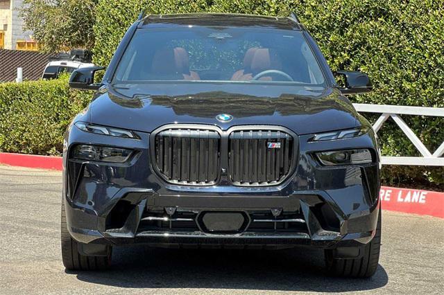 new 2025 BMW X7 car, priced at $119,030