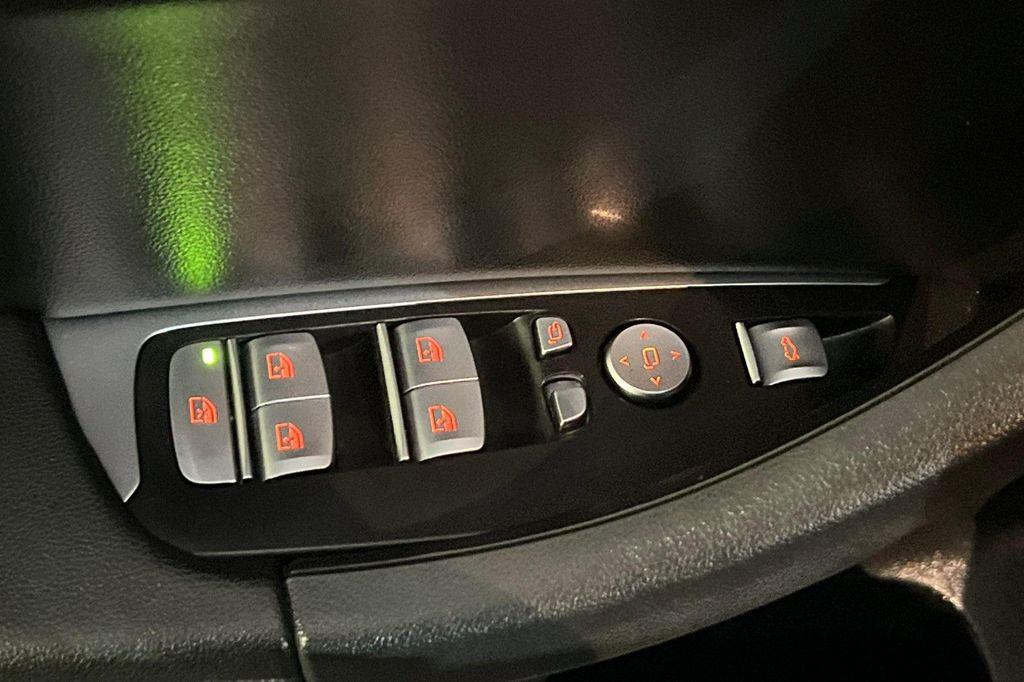 used 2023 BMW X3 car, priced at $32,999