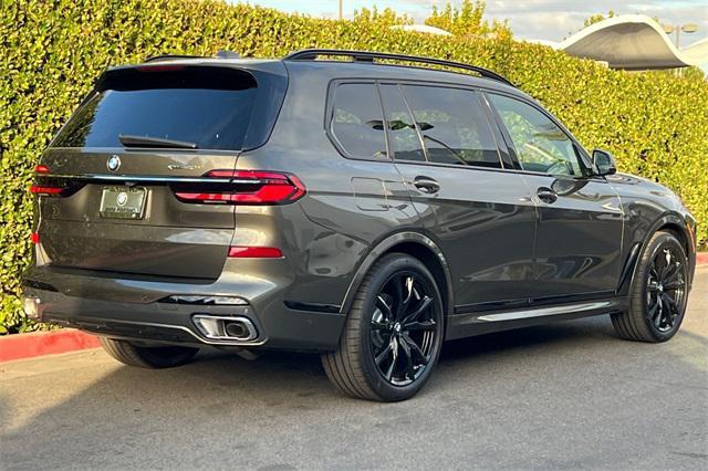 new 2025 BMW X7 car, priced at $92,035