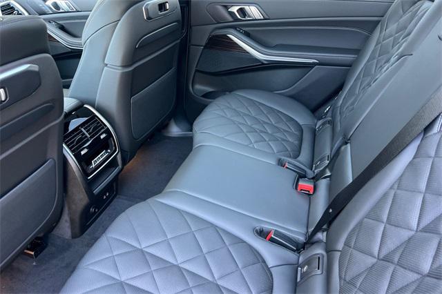 new 2026 BMW X7 car, priced at $97,280