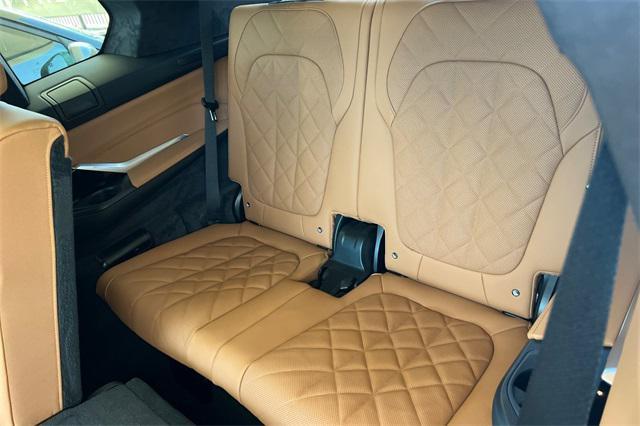 new 2026 BMW X7 car, priced at $91,930