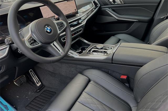 new 2025 BMW X7 car, priced at $113,520