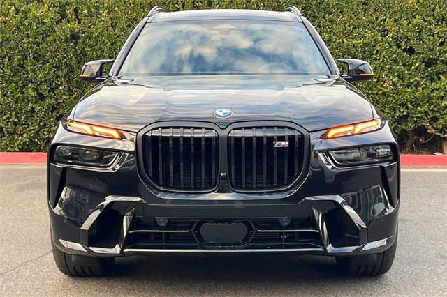 new 2025 BMW X7 car, priced at $113,520