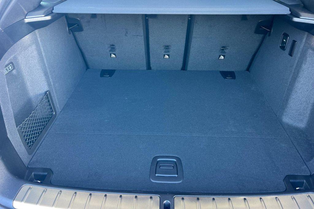 new 2025 BMW X4 car, priced at $74,365