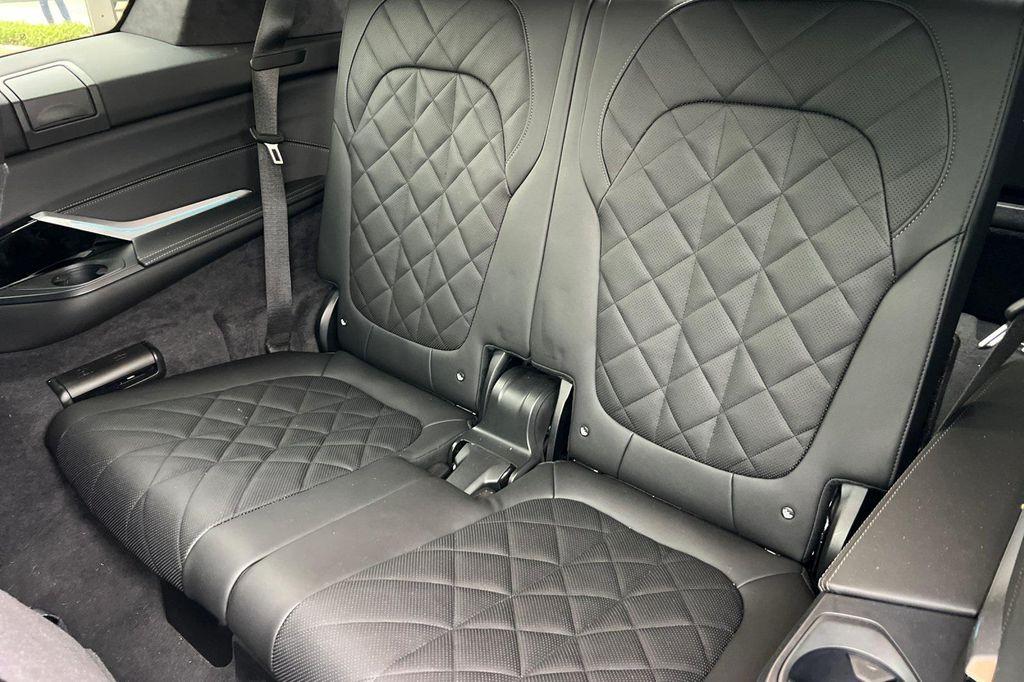 used 2025 BMW X7 car, priced at $92,035