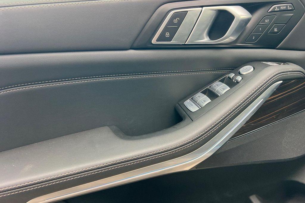 used 2025 BMW X7 car, priced at $92,035