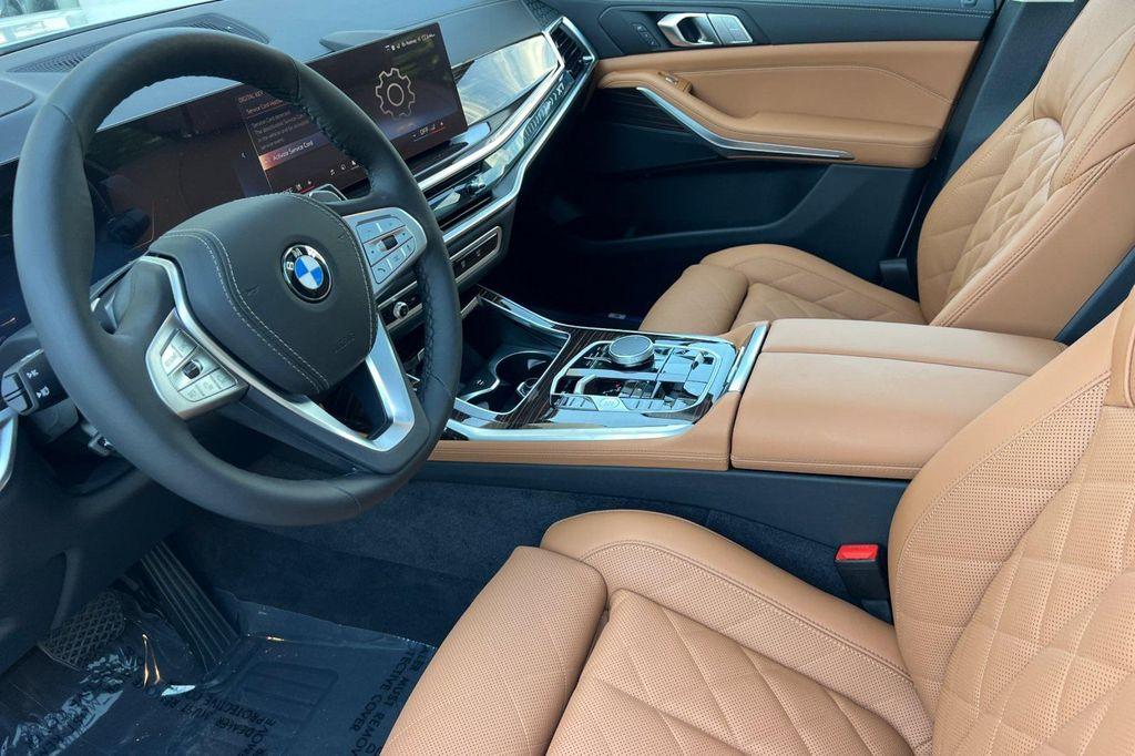 new 2026 BMW X7 car, priced at $92,730