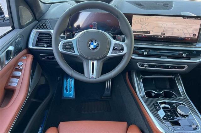 new 2025 BMW X7 car, priced at $118,120