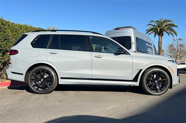 new 2025 BMW X7 car, priced at $118,120