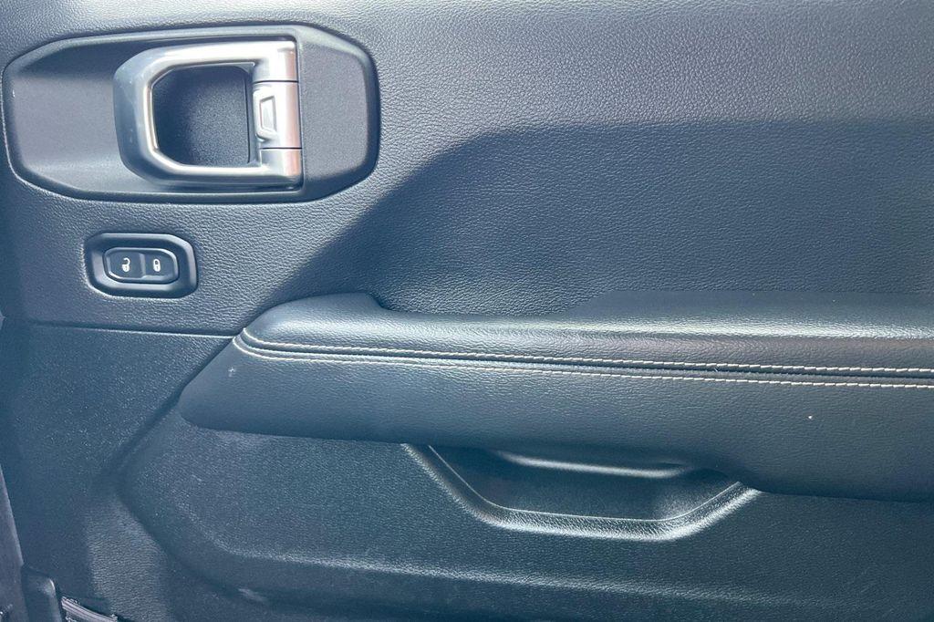 used 2020 Jeep Gladiator car, priced at $31,999