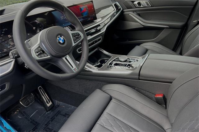 new 2025 BMW X7 car, priced at $114,635