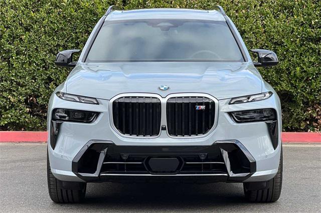 new 2025 BMW X7 car, priced at $114,635