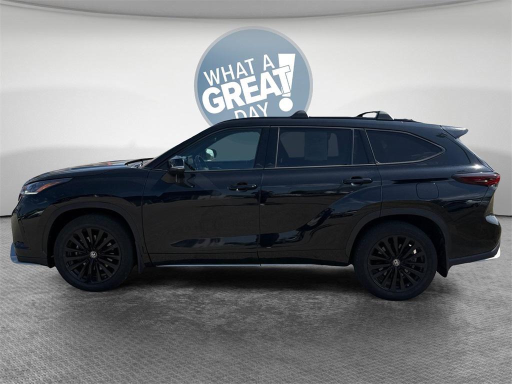 used 2024 Toyota Highlander car, priced at $41,188