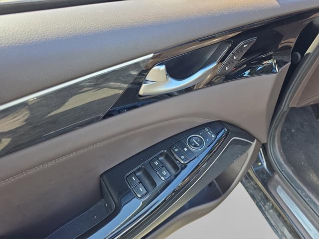 used 2017 Kia Cadenza car, priced at $16,284