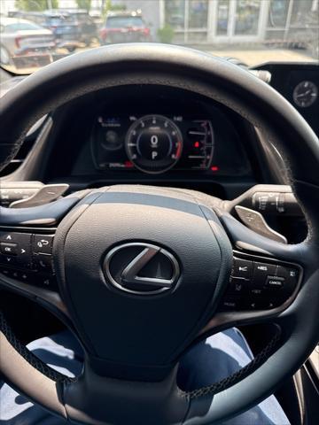 used 2021 Lexus ES 350 car, priced at $32,402