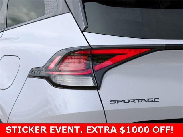 new 2025 Kia Sportage car, priced at $35,018