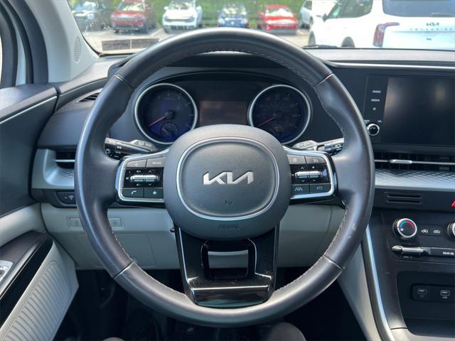 used 2024 Kia Carnival car, priced at $30,315