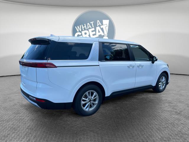 used 2024 Kia Carnival car, priced at $30,315