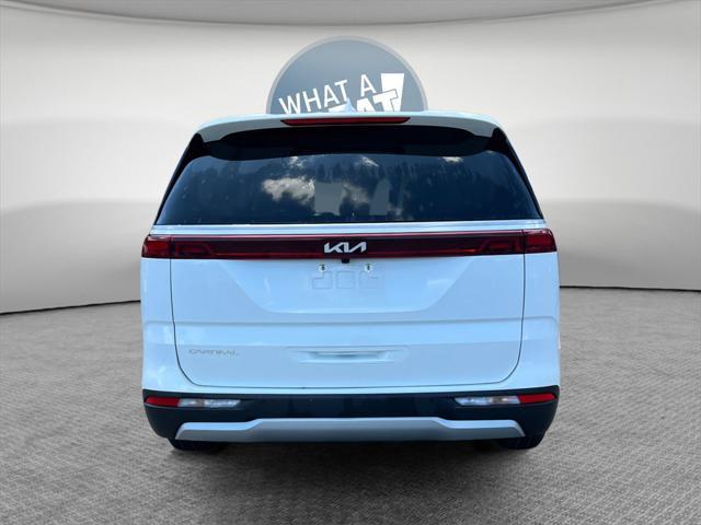 used 2024 Kia Carnival car, priced at $30,315