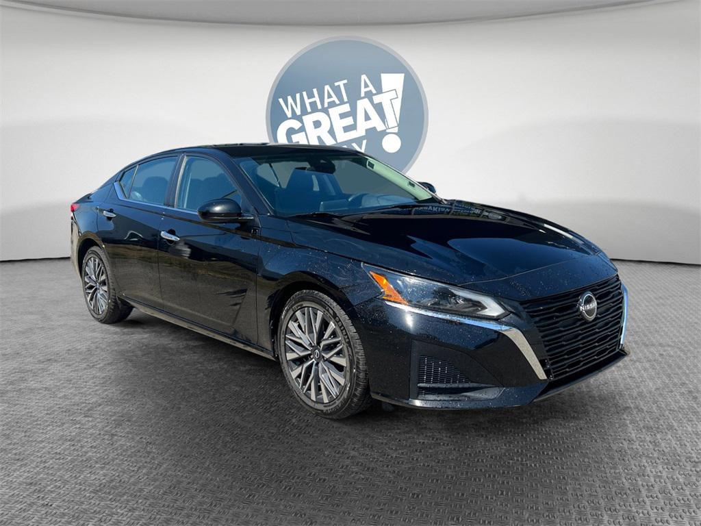 used 2023 Nissan Altima car, priced at $16,981