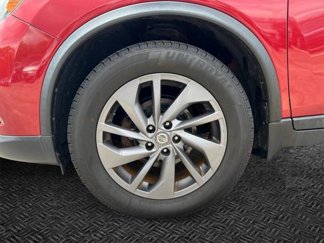 used 2016 Nissan Rogue car, priced at $11,292