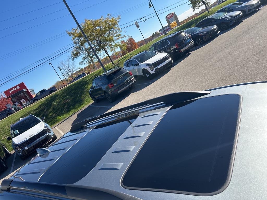 used 2023 GMC Acadia car, priced at $32,965