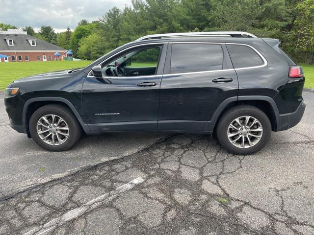 used 2019 Jeep Cherokee car, priced at $17,134