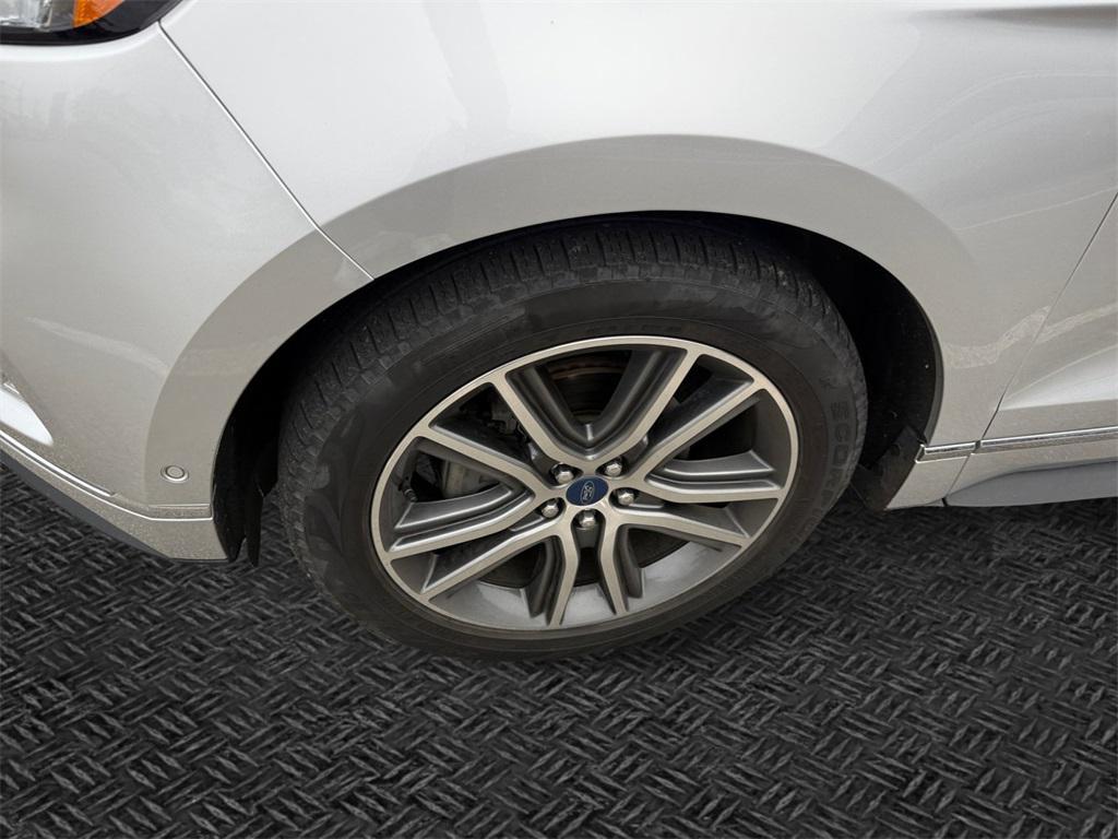 used 2019 Ford Edge car, priced at $19,450