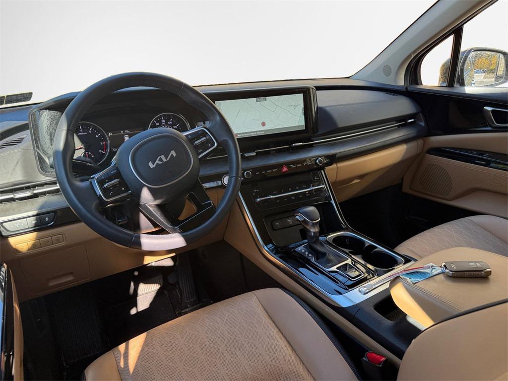 used 2024 Kia Carnival car, priced at $33,923