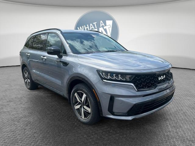 used 2022 Kia Sorento car, priced at $27,668
