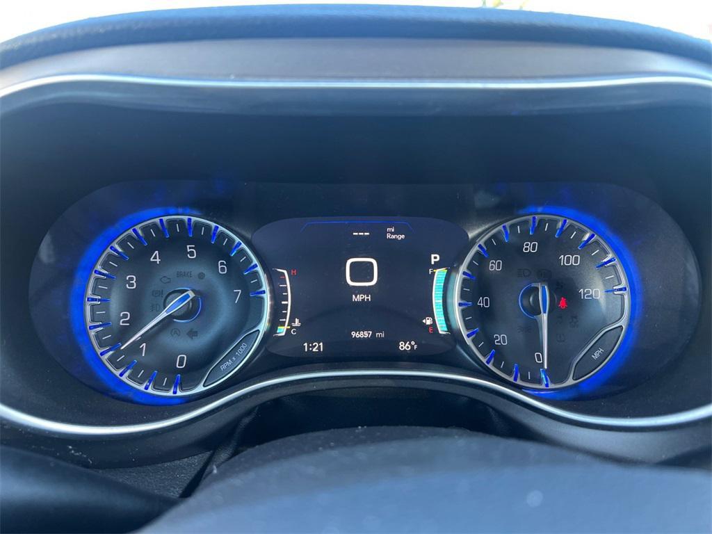 used 2018 Chrysler Pacifica car, priced at $15,791