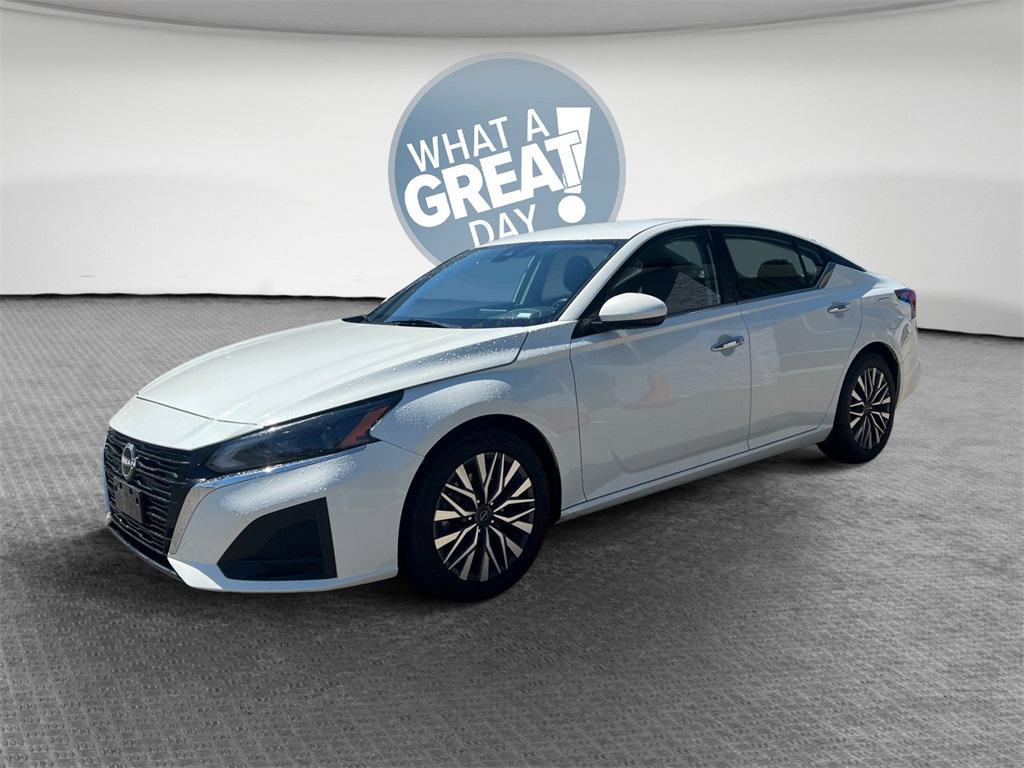 used 2023 Nissan Altima car, priced at $16,969