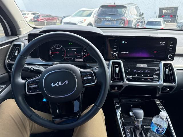 used 2022 Kia Sorento car, priced at $32,244