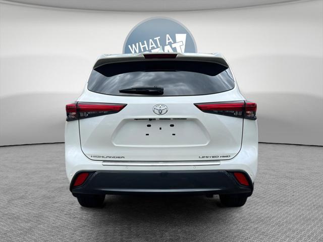 used 2020 Toyota Highlander car, priced at $27,792