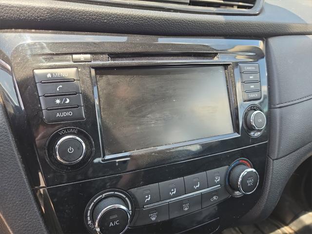 used 2019 Nissan Rogue car, priced at $16,123