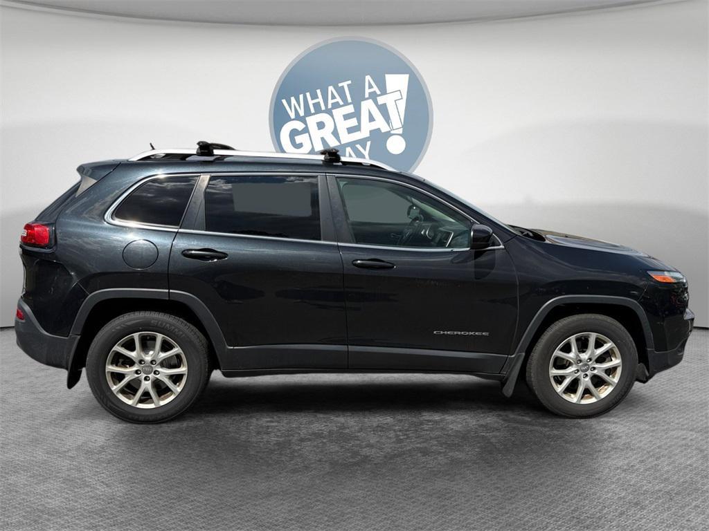 used 2015 Jeep Cherokee car, priced at $11,095