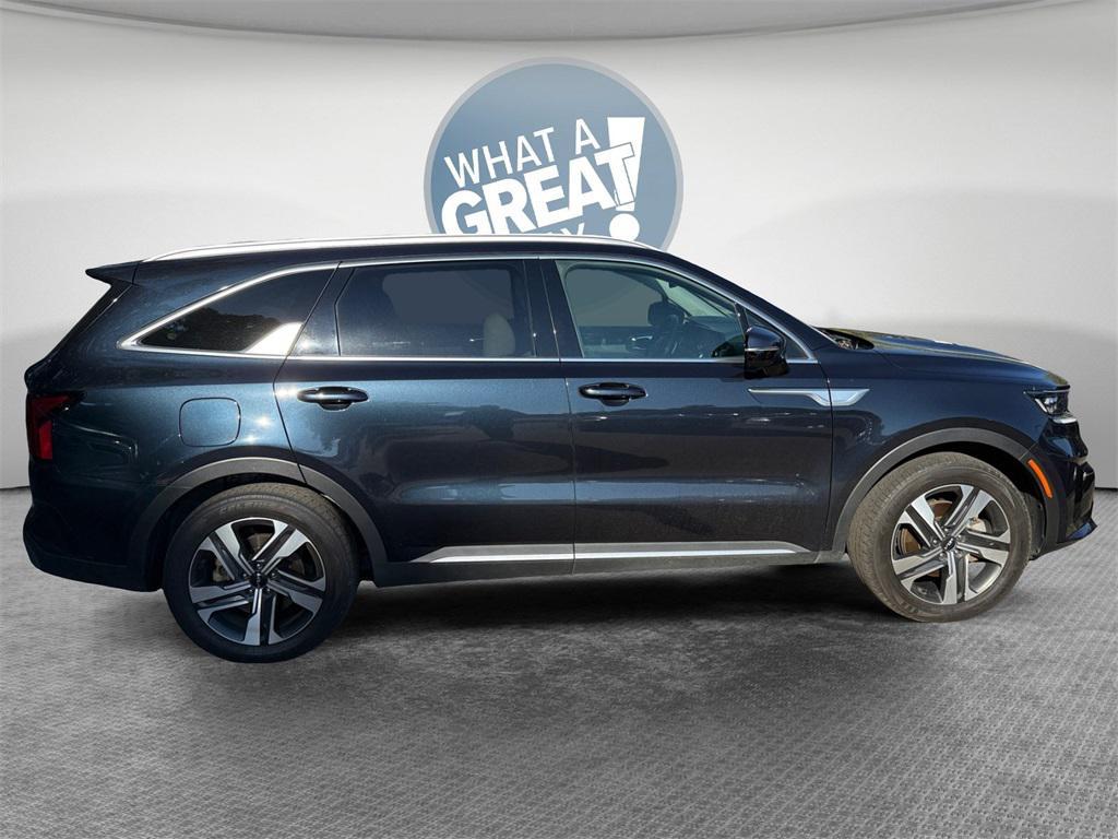 used 2023 Kia Sorento Plug-In Hybrid car, priced at $29,666