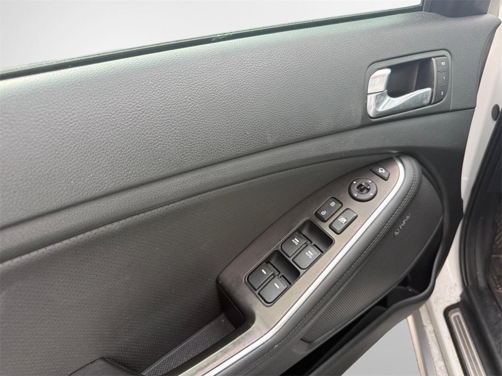 used 2016 Kia Optima Hybrid car, priced at $12,025