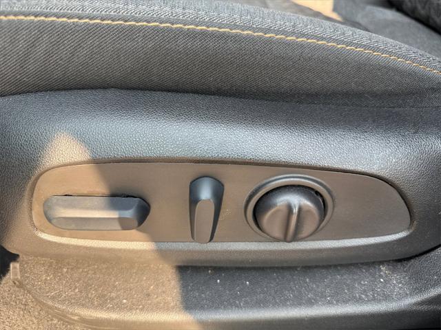 used 2022 Chevrolet Equinox car, priced at $22,421