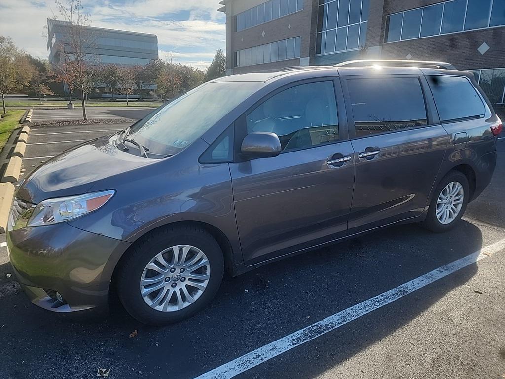 used 2015 Toyota Sienna car, priced at $16,211