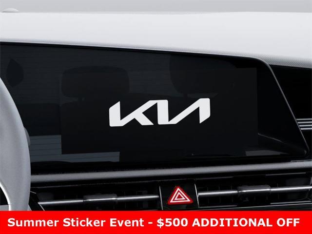 new 2025 Kia Niro car, priced at $30,626