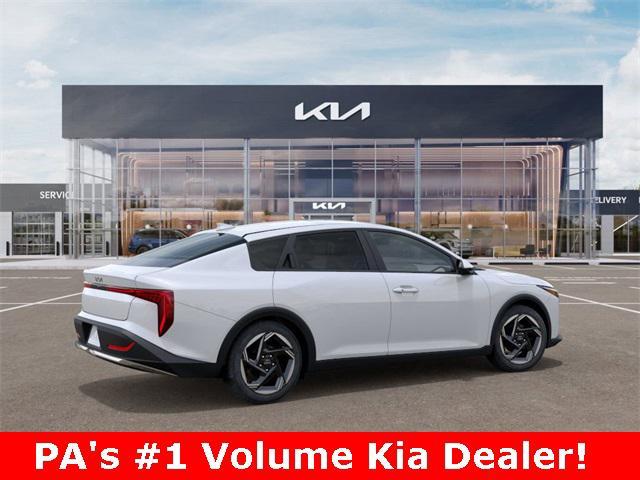 new 2025 Kia K4 car, priced at $25,201