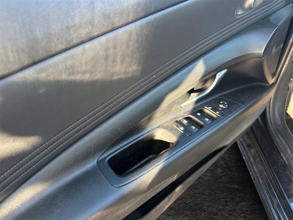 used 2022 Hyundai Elantra car, priced at $16,989