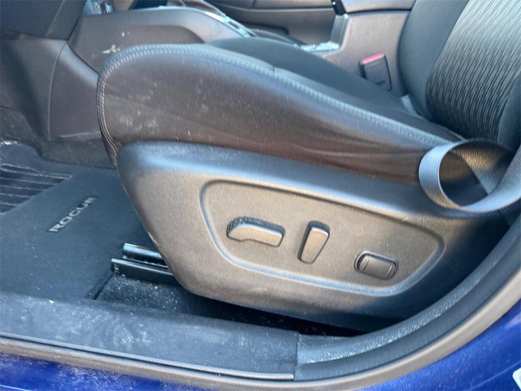 used 2017 Nissan Rogue car, priced at $11,270