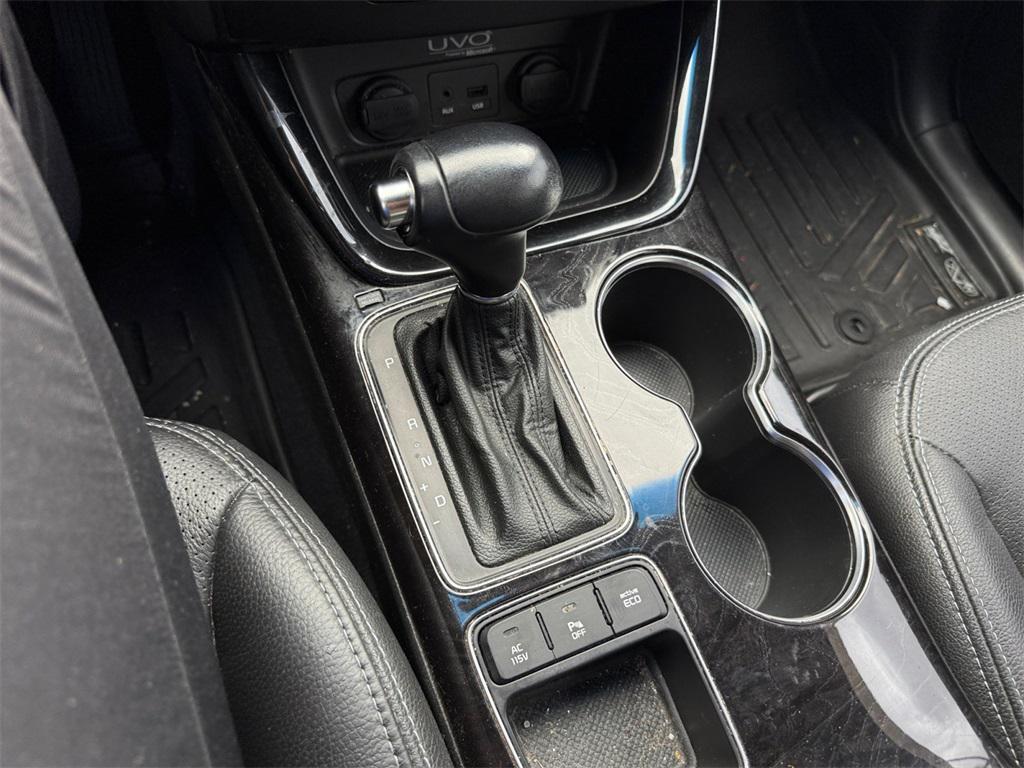 used 2014 Kia Sorento car, priced at $9,808