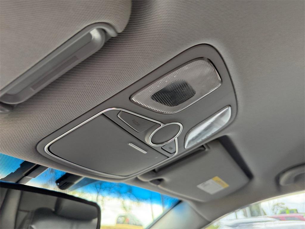 used 2014 Kia Sorento car, priced at $9,808